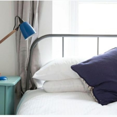 Beautiful And Bright !! Town/Harbour Apartment #2 Penzance Exterior foto